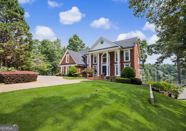 Photo 3 of Single family home for sale at 15 Nick Price Nook, Sharpsburg, GA 30277 | MLS# 10800047 | Listing updated on 2026-09-07
