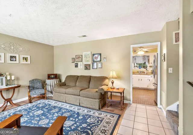 5th image of 3266 Sw Alcazar Dr Sw, Lilburn, GA 30047 | MLS# 10822750