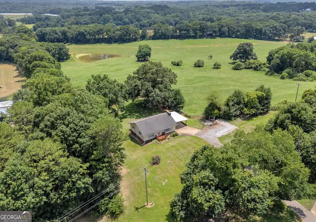 Homes for sale in Carnesville, GA | 6091 Stone Bridge Rd, Carnesville, GA 30521 | MLS# 10804826