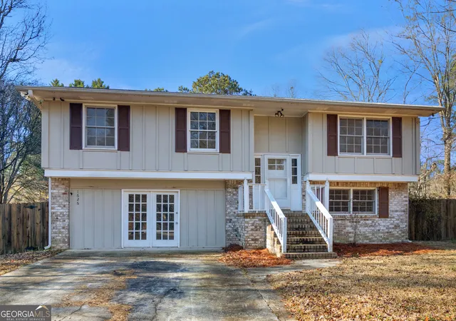 Photo 1 of Single family home for sale at 1626 Pinebrook Dr, Griffin, GA 30224 | MLS# 10822602 | Listing updated on 2026-09-06
