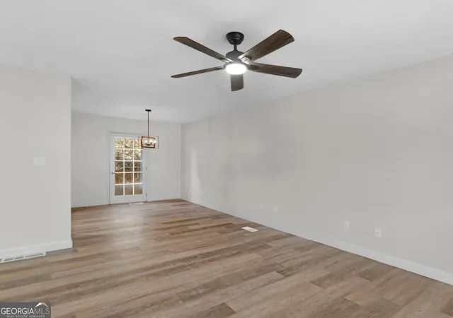 Photo 4 of Single family home for sale at 1626 Pinebrook Dr, Griffin, GA 30224 | MLS# 10822602 | Listing updated on 2026-09-06