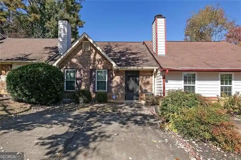 Townhouse for sale at 1286 Green Tee Dr SW, Marietta, GA 30008 | MLS# 10874237