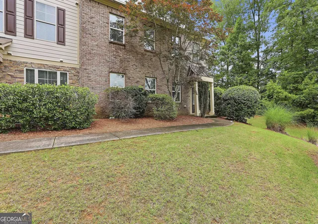 Photo 2 of Townhouse for sale at 151 Highwoods Pkwy, Newnan, GA 30265 | MLS# 10824375 | Listing updated on 2026-10-08
