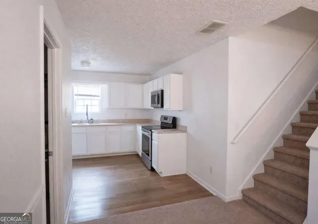 4th image of 10941 Station Dr, Hampton, GA 30228 | MLS# 10682615