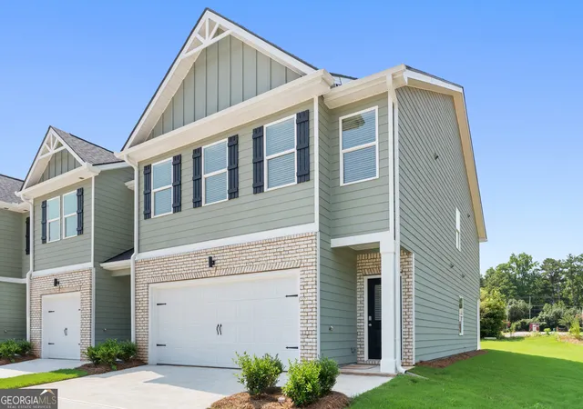 Townhouse for sale at 8333 Columbia Ct, Palmetto, GA 30268 | MLS# 10776647