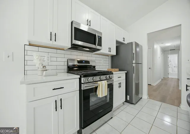 2nd image of 10855 Mortons Cir, Johns Creek, GA 30022 | MLS# 10806374