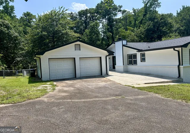 4th image of 1620 Colonial South Dr Sw, Conyers, GA 30094 | MLS# 10816886