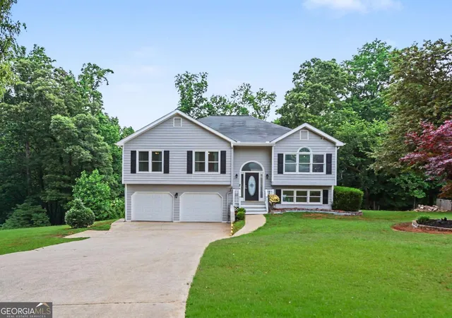 1st image of 5643 Pipsissewa Dr, Flowery Branch, GA 30542 | MLS# 10821011