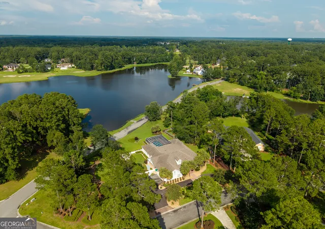 Photo 3 of Single family home for sale at 4709 Blackwater Dr, Valdosta, GA 31602 | MLS# 10821901 | Listing updated on 2026-08-21