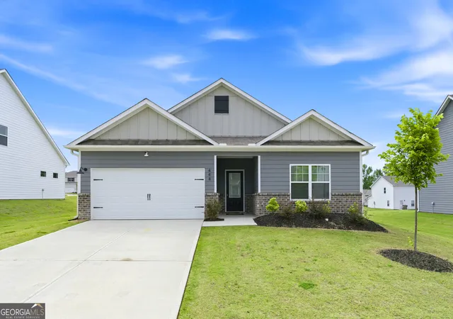 Photo 1 of Single family home for sale at 444 Egret Ct, Jefferson, GA 30549 | MLS# 10783068 | Listing updated on 2026-09-14
