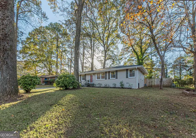 Photo 2 of Single family home for sale at 1395 Dennis Dr, Decatur, GA 30032 | MLS# 10834515 | Listing updated on 2026-09-10