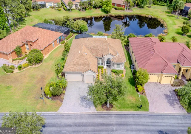 Photo 3 of Single family home for sale at 537 Montage Ln, Kissimmee, FL 34759 | MLS# 10606696 | Listing updated on 2026-09-02