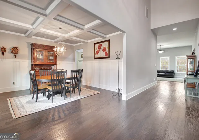 Photo 3 of Sale Pending at 147 Palomino Cir, Newnan, GA 30265 | MLS# 10775986 | Listing updated on 2026-09-29