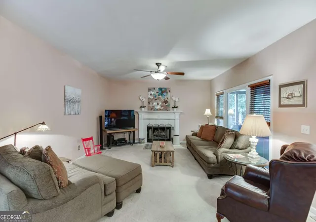 3rd image of 651 Sweetfern Ln, Sugar Hill, GA 30518 | MLS# 10826441