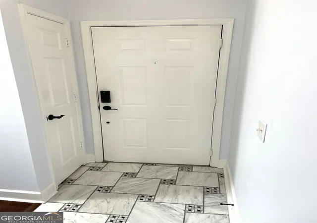 Photo 2 of Condo for sale at 3777 Peachtree Rd NE #1517, Atlanta, GA 30319 | MLS# 10733668 | Listing updated on 2026-09-13