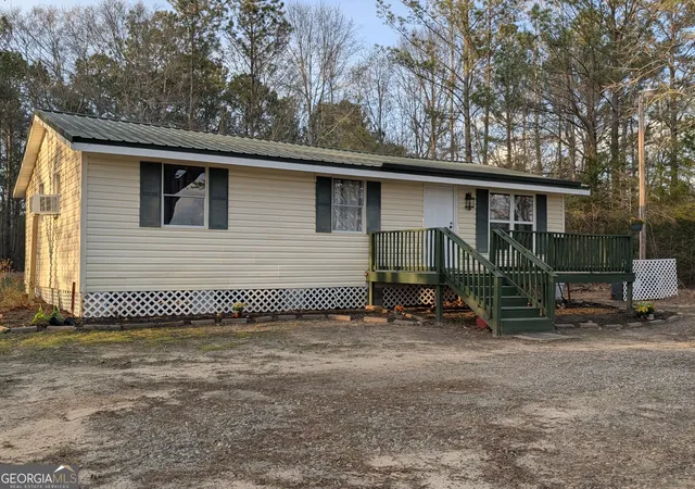 Photo 3 of Single family home for sale at 107 S Gates Rd, Pine Mountain, GA 31822 | MLS# 10714193 | Listing updated on 2026-09-15