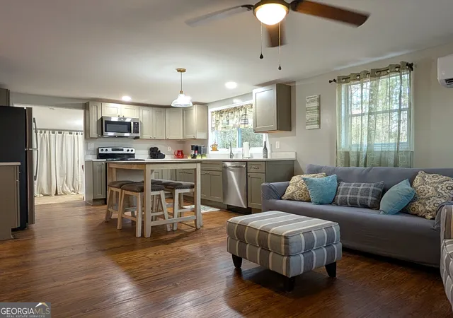 Photo 3 of Single family home for sale at 107 S Gates Rd, Pine Mountain, GA 31822 | MLS# 10714193 | Listing updated on 2026-09-15