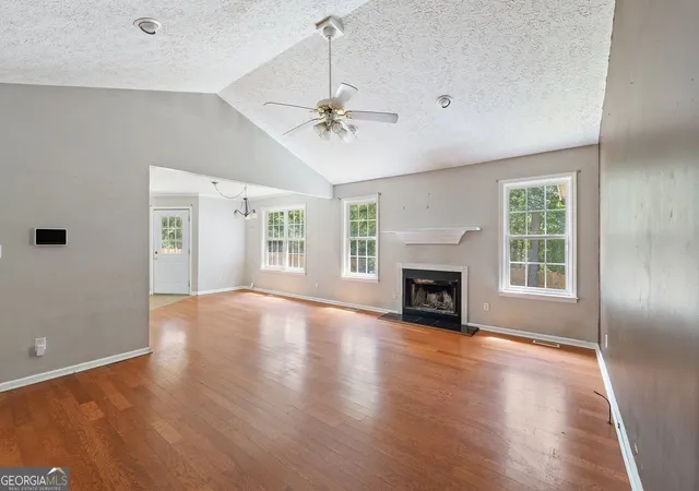 Photo 3 of Single family home for sale at 107 Oakwood Dr, Harlem, GA 30814 | MLS# 10832347 | Listing updated on 2026-10-10