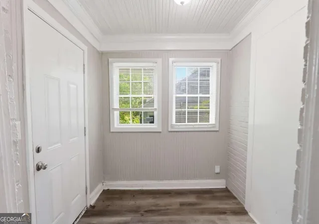 Photo 2 of Single family home for sale at 1800 Oakmont Dr Nw, Atlanta, GA 30314 | MLS# 10830106 | Listing updated on 2026-09-13