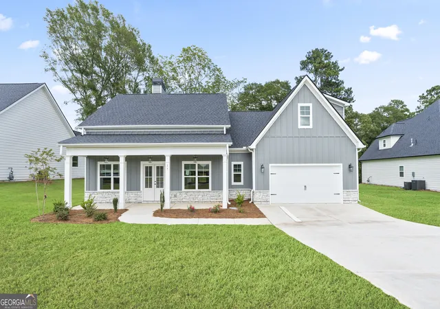 1st image of 17 Cloverhurst Dr #LOT 14, Newnan, GA 30263 | MLS# 10796854
