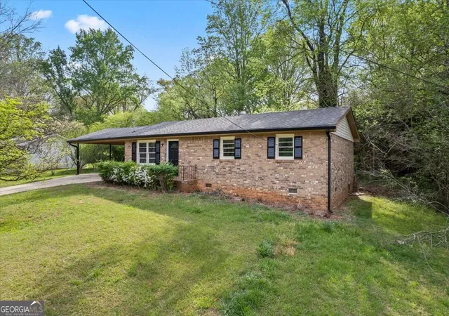 2nd image of 3570 Briar Dr, Lithia Springs, GA 30122 | MLS# 10808924