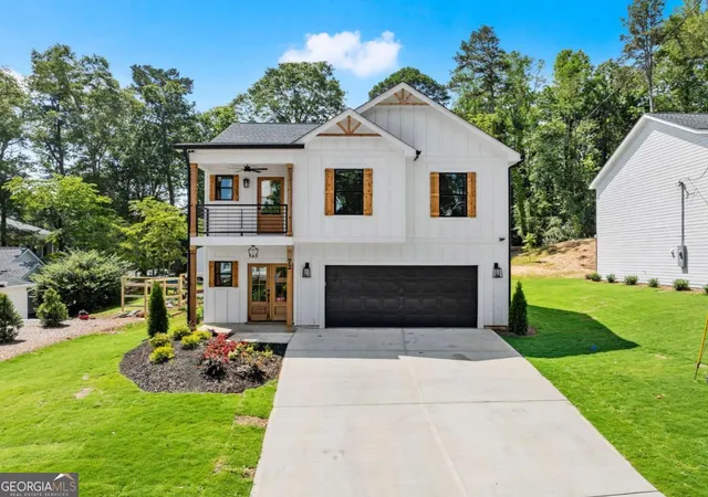 1st image of 172 Llewellyn St, Clarkesville, GA 30523 | MLS# 10813144