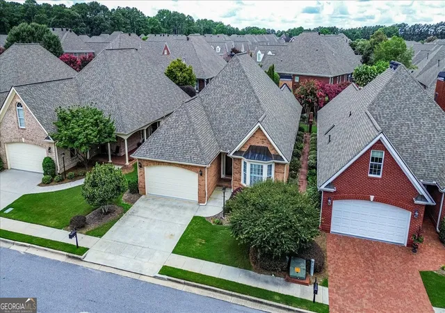 Photo 3 of Single family home for sale at 1910 Woodberry Run Dr, Snellville, GA 30078 | MLS# 10806632 | Listing updated on 2026-09-11