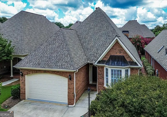Photo 3 of Single family home for sale at 1910 Woodberry Run Dr, Snellville, GA 30078 | MLS# 10806632 | Listing updated on 2026-09-11