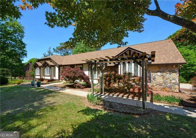 Photo 2 of Single family home for sale at 130 Hawn Rd, Fayetteville, GA 30215 | MLS# 10733951 | Listing updated on 2026-08-19