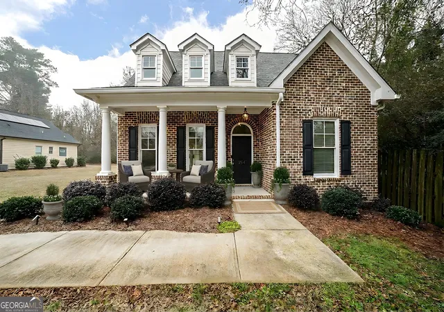 Photo 1 of Sale Pending at 254 Pointe Pl, Athens, GA 30605 | MLS# 10666692 | Listing updated on 2026-03-04