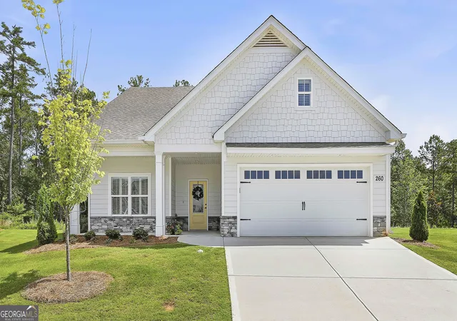 1st image of 260 Redhaven Dr, Senoia, GA 30276 | MLS# 10792688