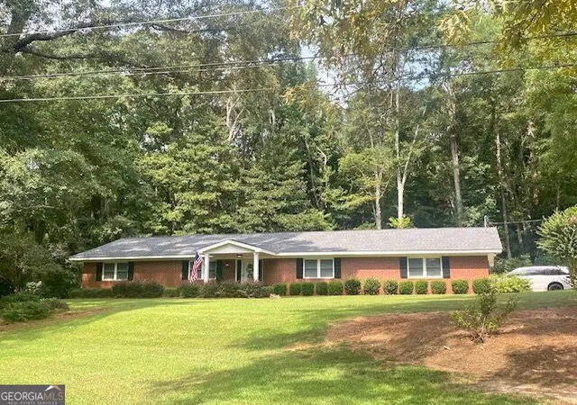 3rd image of 1809 Morgan Cantey Dr, Lanett, AL 36863 | MLS# 10832452
