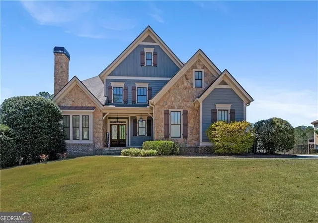 Photo 1 of Mansion for sale at 31 Evening Mist Dr, Acworth, GA 30101 | MLS# 10835093 | Listing updated on 2026-09-11