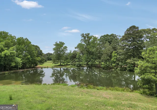 Photo 4 of Single family home for sale at 876 Simpson Mill Rd, Locust Grove, GA 30248 | MLS# 10782875 | Listing updated on 2026-09-30
