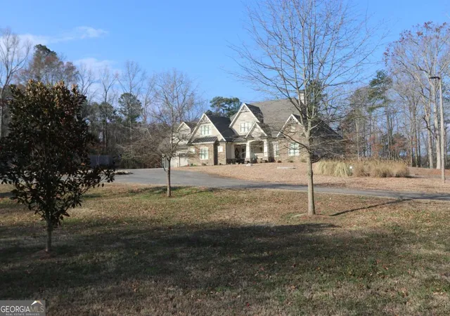 Photo 3 of Mansion for sale at 3251 Lenora Church Rd, Snellville, GA 30039 | MLS# 10708332 | Listing updated on 2026-09-11