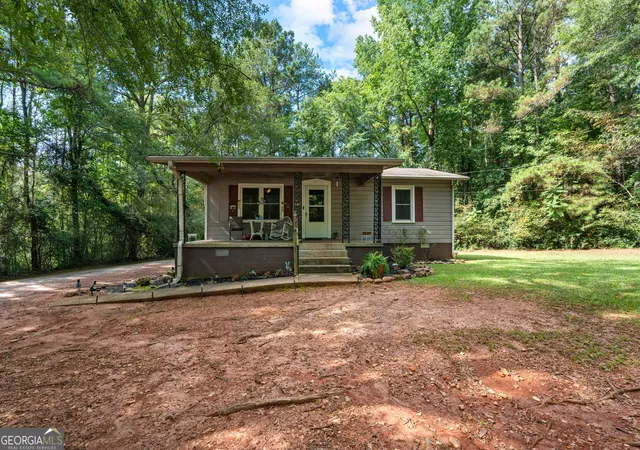 2nd image of 967 Turkey Creek Rd, Newnan, GA 30263 | MLS# 10820614