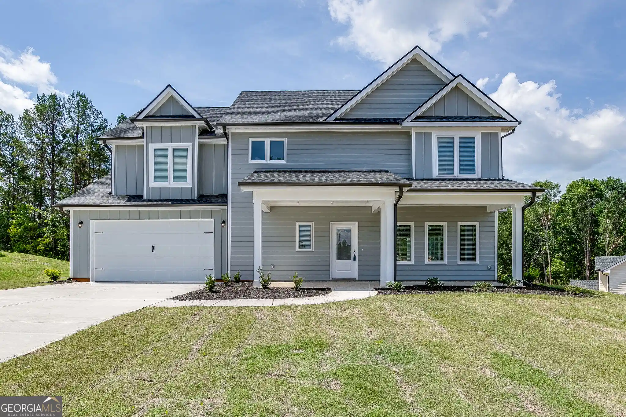 Photo 1 of Single family home for sale at 137 Boulder Dr, Toccoa, GA 30577 | MLS# 10857888 | Listing updated on 2026-10-16