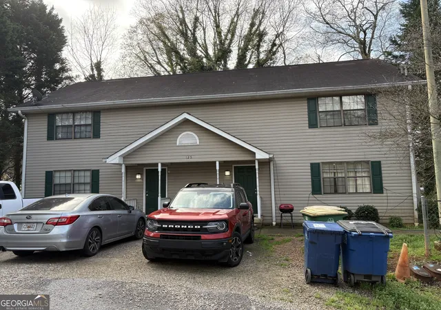 Listing Photo 2 - Condo for sale in building located at 115 Barnett Shls Rd, Athens, GA 30605 - Unit #