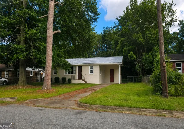 Photo 1 of Single family home for sale at 2782 Reynolds Dr, Macon, GA 31206 | MLS# 10821930 | Listing updated on 2026-08-28