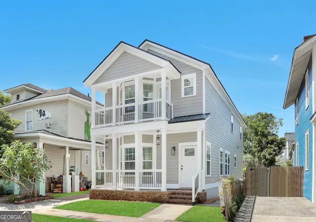 Photo 4 of Single family home for sale at 615 E 38Th St, Savannah, GA 31401 | MLS# 10820823 | Listing updated on 2026-10-06