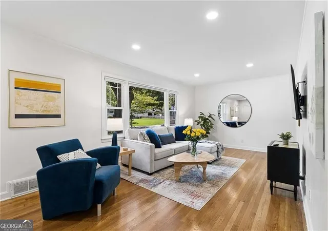Photo 4 of Single family home for sale at 473 Hyde Dr Ne, Marietta, GA 30060 | MLS# 10834070 | Listing updated on 2026-09-10
