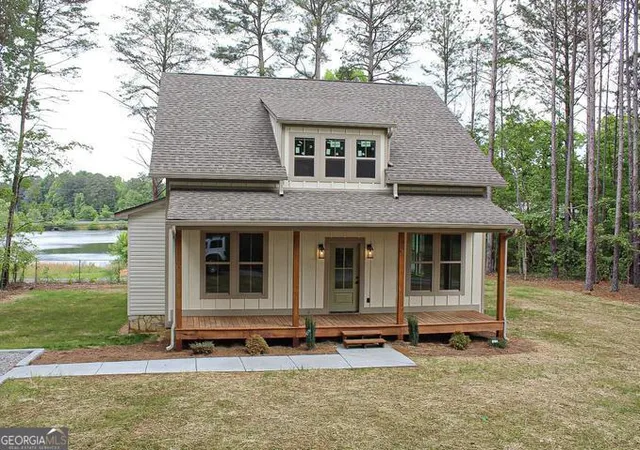 Homes for sale in Lafayette, GA | 48 Honeysuckle Dr, Lafayette, GA 30728 | MLS# 10791709