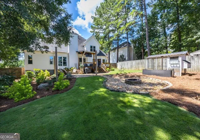 Photo 3 of Sale Pending at 559 Edgefield Way, Macon, GA 31210 | MLS# 10823745 | Listing updated on 2026-08-20