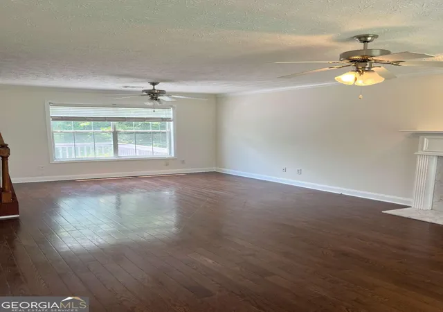 Photo 3 of Single family home for sale at 155 Summer Leigh Dr, Stockbridge, GA 30281 | MLS# 10788142 | Listing updated on 2026-08-28
