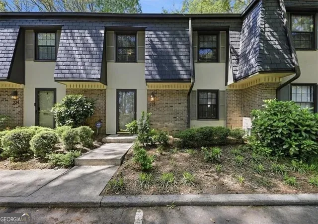 Photo 1 of Condo for sale at 225 Triumph Dr Nw, Atlanta, GA 30327 | MLS# 10731282 | Listing updated on 2026-06-17