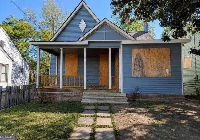 1st image of 1101 Arlington Ave Sw, Atlanta, GA 30310 | MLS# 10787187