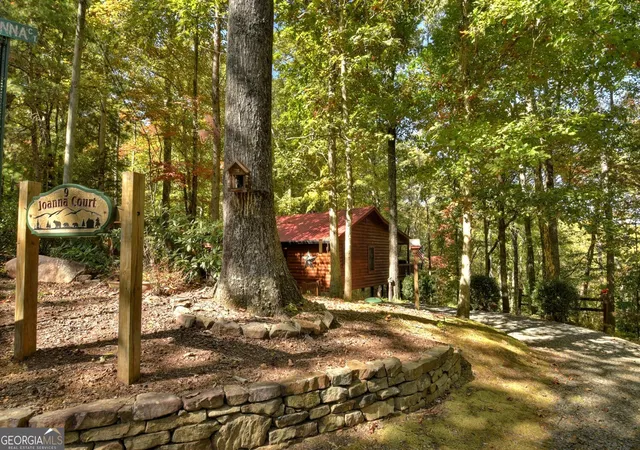 Photo 3 of Single family home for sale at 9 Joanna Ct, Blue Ridge, GA 30513 | MLS# 10777484 | Listing updated on 2026-08-14