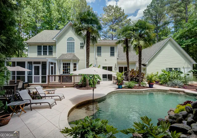 Photo 3 of Single family home for sale at 180 Shoreline Cir, Newnan, GA 30263 | MLS# 10780663 | Listing updated on 2026-09-13