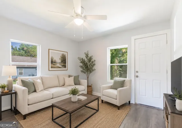 Photo 4 of Single family home for sale at 808 Davis St, Monroe, GA 30655 | MLS# 10785682 | Listing updated on 2026-09-25