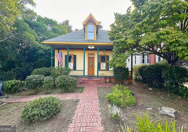 Photo 1 of Single family home for sale at 105 Ben Hill St, Lagrange, GA 30240 | MLS# 10833694 | Listing updated on 2026-08-27